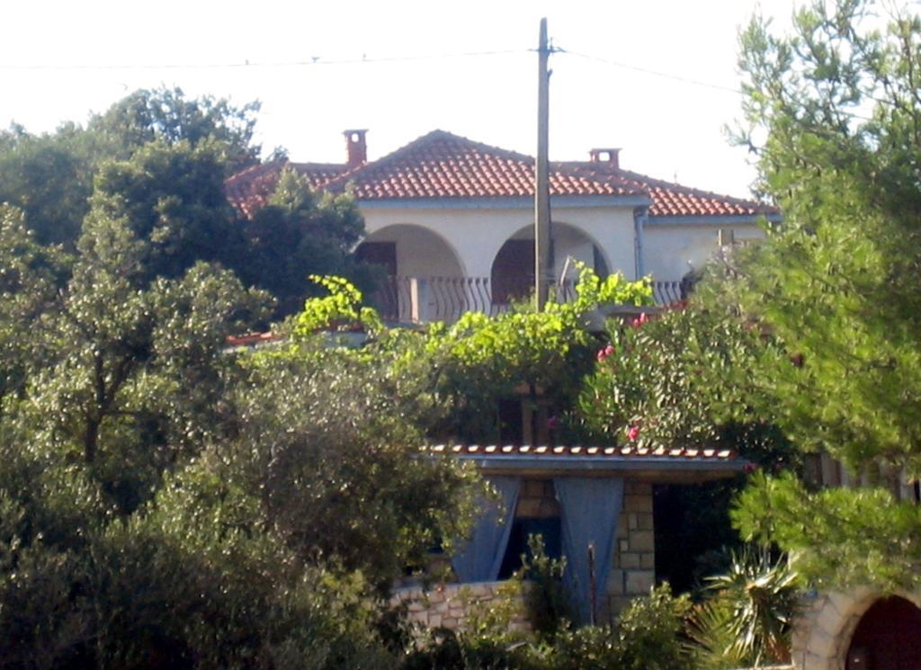 Mendula Apartment Rogač Exterior foto
